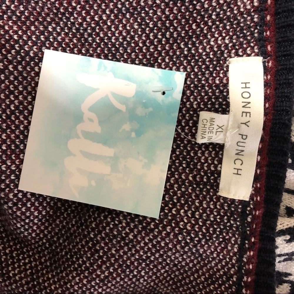Honey Punch Wrap Around Sweater! Heavy and Warm!! - Picture 6 of 6